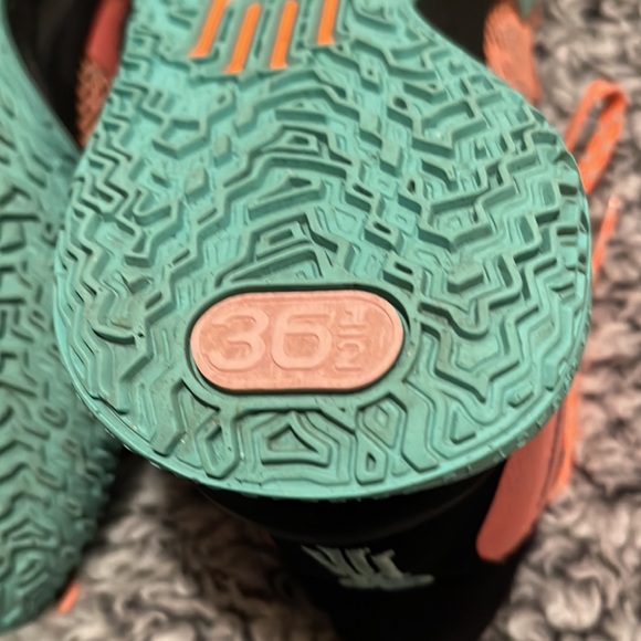 Nike | Youth 4.5 - Picture 5 of 8